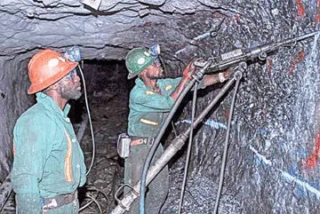 FG calls on private sector to power Nigeria’s industrial revolution